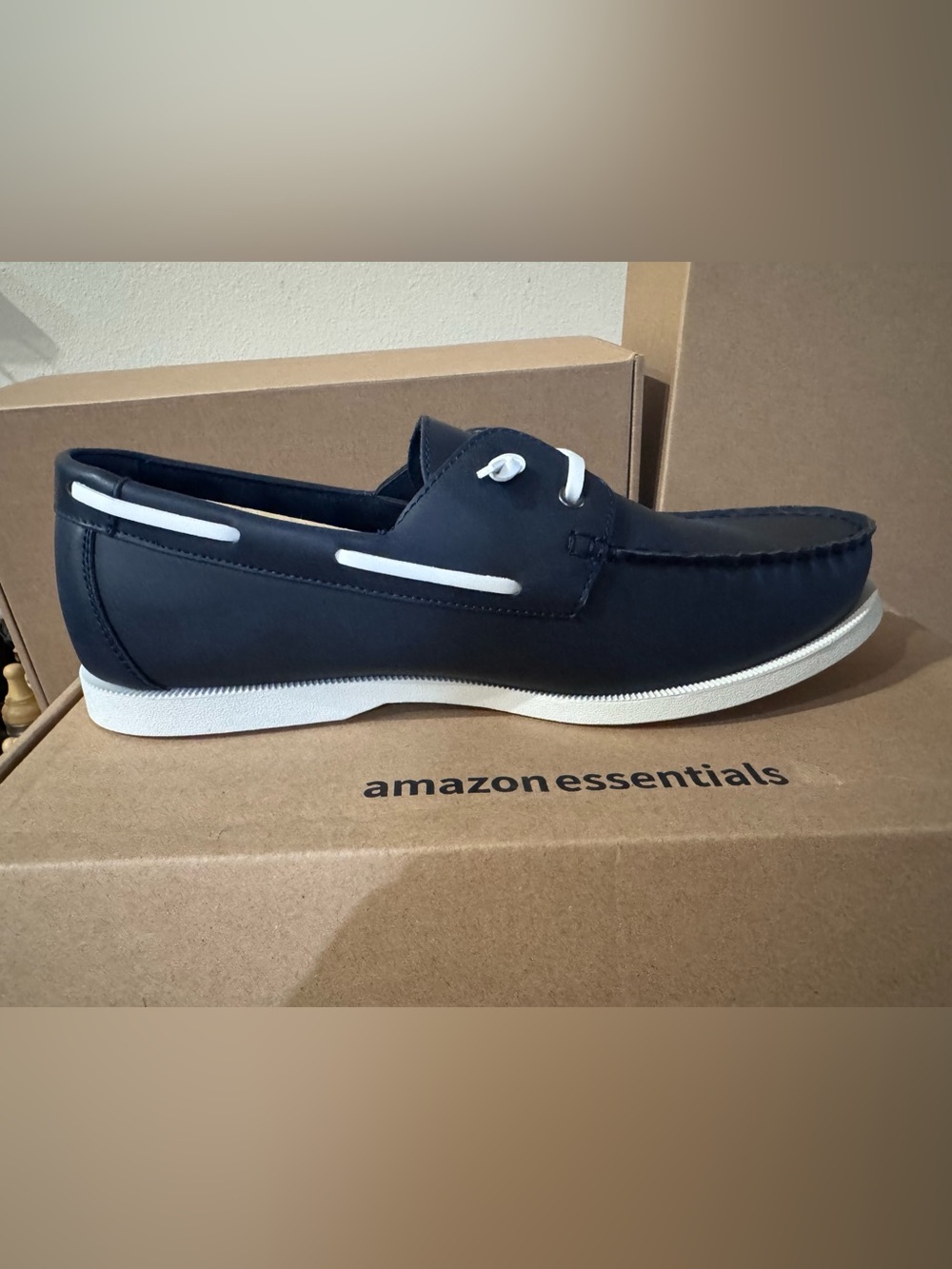 Amazon Essentials Men’s Navy and White Boat Shoe